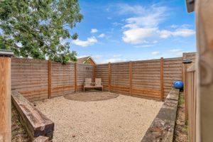 Photo 16- click for photo gallery